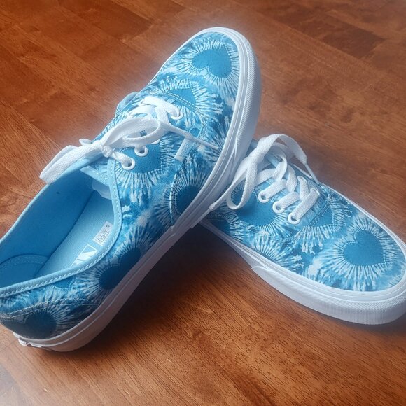 Vans ~ Tie Dye Hearts Limited Edition Sneakers ~ NWOT - Picture 3 of 7